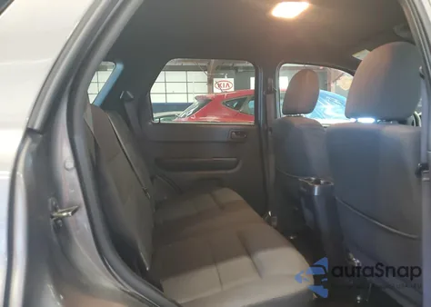 2011 Ford Escape Xlt from USA, damaged, VIN 1FMCU9DG9BKC52880